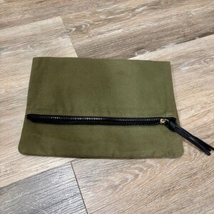 OLIVE CANVAS CLUTCH/ANYTHING BAG